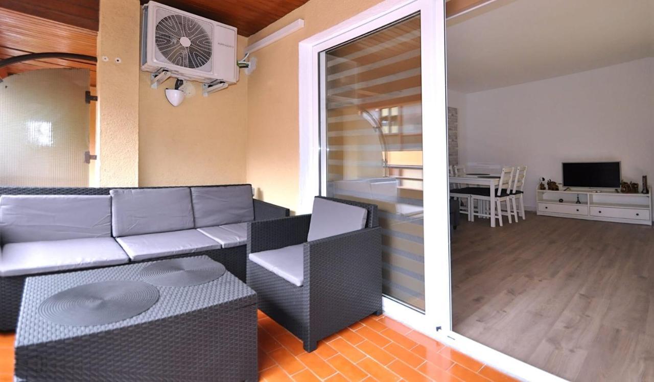 Domus Apartment Lloret de Mar Exterior photo